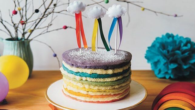 Receita de bolo arco-Íris para aniversário
